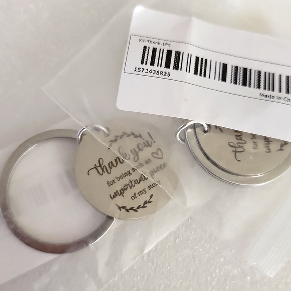 Thank You For Being Important Keychain Keyring Bag Charm Stainless St OS New - Picture 2 of 9